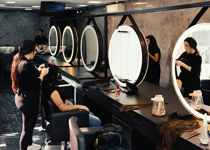 Nice Makeup and Hair Studio
